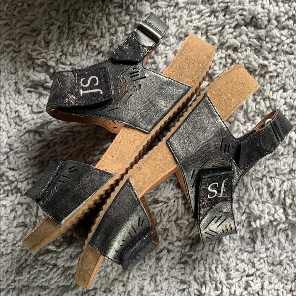 Josef‎ Seibel 38 Black/Silver Sandals
